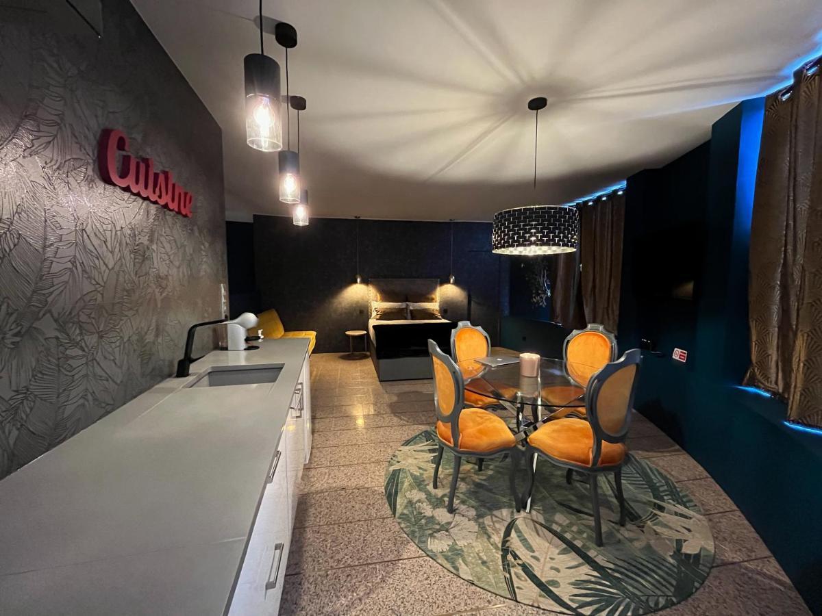 Blue Point Apartment Коста да Капарика Екстериор снимка